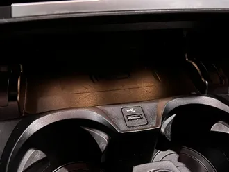 3 Series 330i xDrive 44