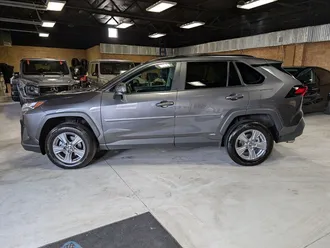 RAV4 Hybrid LE 7