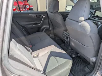 RAV4 Hybrid LE 29