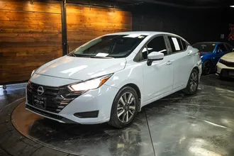 2024 NISSAN VERSA photo 2