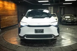 2023 TOYOTA BZ4X photo 4