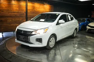 2024 MITSUBISHI MIRAGE G4 photo 2