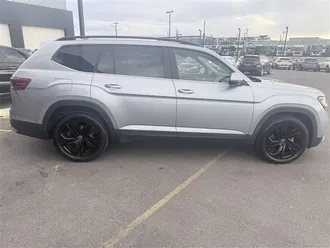 2022 VOLKSWAGEN ATLAS photo 4