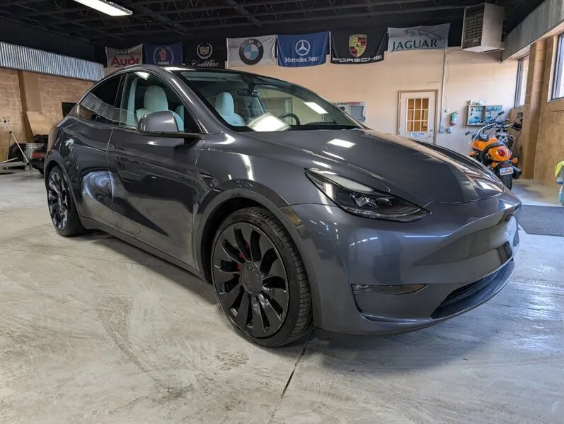 2022 Tesla Model Y Performance Performance