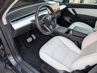 2022 Tesla Model Y Performance photo 2
