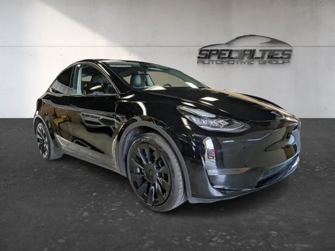 2023 Tesla Model Y Long Range