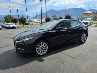 2017 MAZDA MAZDA3 photo 4