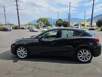 2017 MAZDA MAZDA3 photo 5