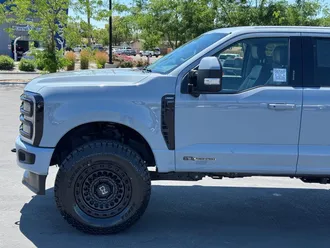 2026 Ford F-350SD photo 4