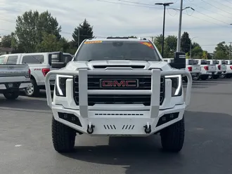 2024 GMC Sierra 2500HD photo 2