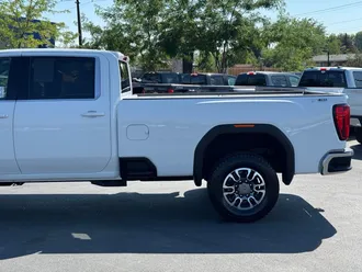2024 GMC Sierra 3500HD photo 5
