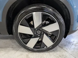 C40 Recharge Twin Ultimate 12