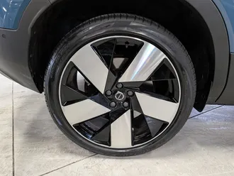 C40 Recharge Twin Ultimate 13