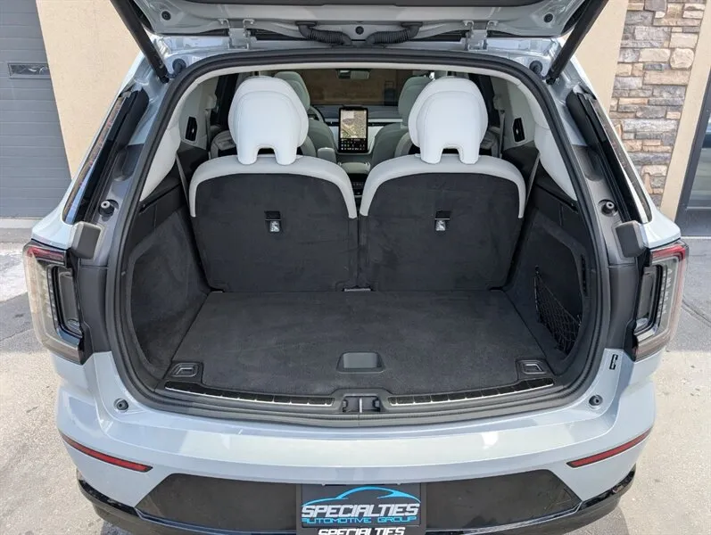 Carousel Image 33