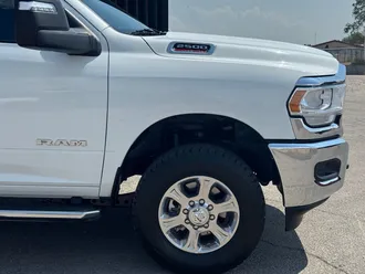 2024 Ram 2500 photo 3