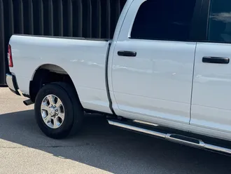 2024 Ram 2500 photo 4