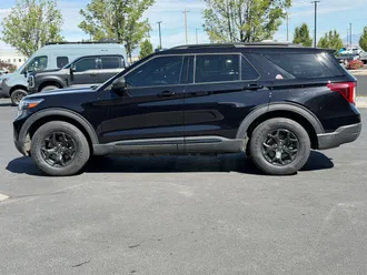 2022 Ford Explorer photo 5