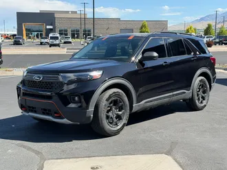 2022 Ford Explorer photo 6