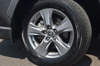 RAV4 Hybrid 17