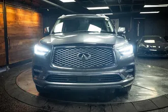 2019 INFINITI QX80 photo 4