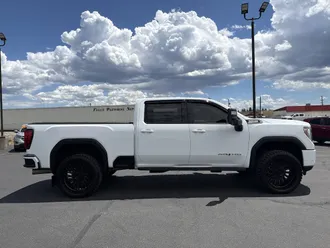 2021 GMC Sierra 3500HD photo 2
