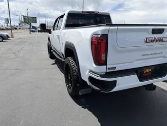 2021 GMC Sierra 3500HD photo 7