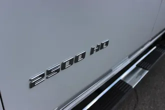 2024 CHEVROLET SILVERADO 2500 HD photo 2