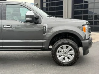 2018 Ford F-350SD photo 3
