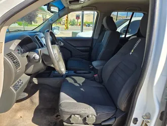 2018 Nissan Frontier Crew Cab photo 5