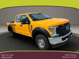 2019 Ford F250 Super Duty Crew Cab photo 2