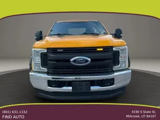 2019 Ford F250 Super Duty Crew Cab photo 3