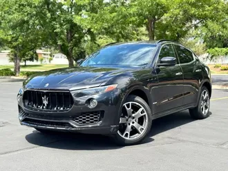 2018 Maserati Levante photo 2