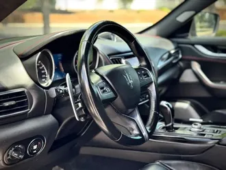 2018 Maserati Levante photo 5