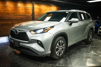 2023 TOYOTA HIGHLANDER photo 2