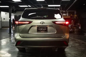 2023 TOYOTA HIGHLANDER photo 6