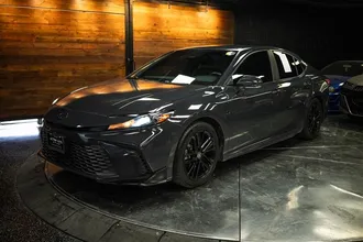 2025 TOYOTA CAMRY photo 2