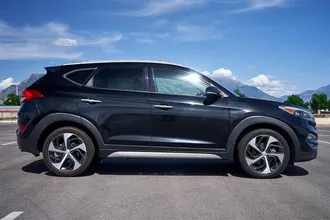 2018 HYUNDAI TUCSON photo 4