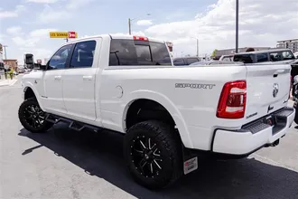 2022 RAM 2500 photo 6
