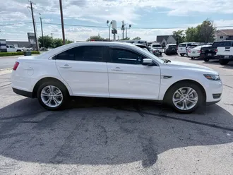 2018 Ford Taurus photo 6
