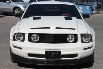 2007 Ford Mustang photo 2