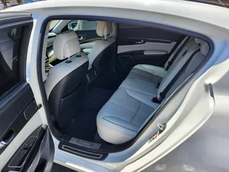 2015 Kia K900 photo 3