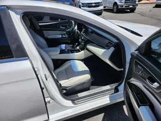 2015 Kia K900 photo 6