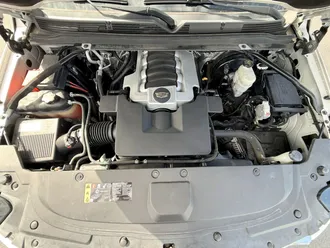 2017 Cadillac Escalade photo 3