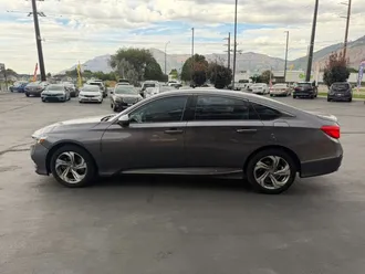 2018 Honda Accord photo 6