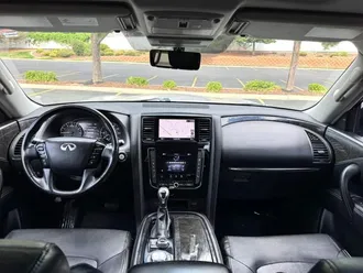 2020 INFINITI QX80 photo 6