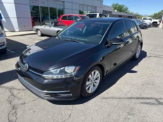 2020 Volkswagen Golf photo 2