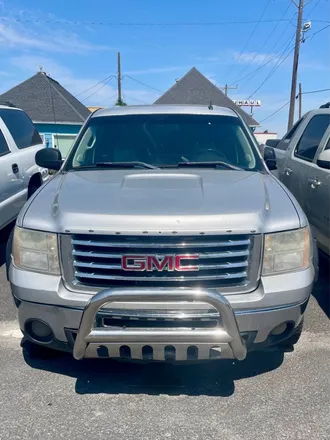 2011 GMC Sierra 1500 photo 2