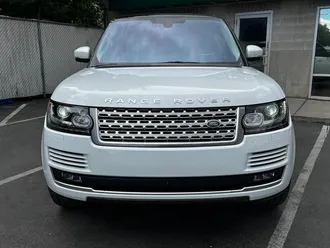 2016 Land Rover Range Rover HSE photo 2