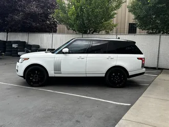 2016 Land Rover Range Rover HSE photo 4