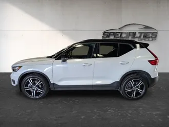 2019 Volvo XC40 T5 R-Design photo 7